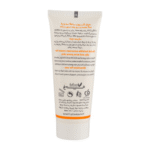 کرم ضدآفتاب بی‌رنگ پوست چرب وچه SPF50 - Colorless sunscreen for oily skin SPF50 Voche