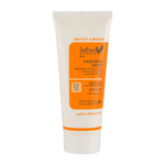 کرم ضدآفتاب بی‌رنگ پوست چرب وچه SPF50 - Colorless sunscreen for oily skin SPF50 Voche