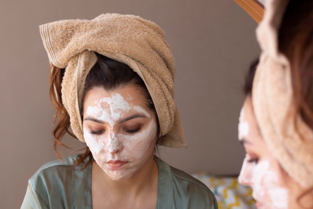 درمان خانگی برای کنترل ملانین پوست - ۷ روش مؤثر و اشتباهات بزرگ