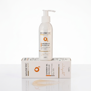 ژل ضدآفتاب صورت مانسریک SPF50 مناسب پوست چرب